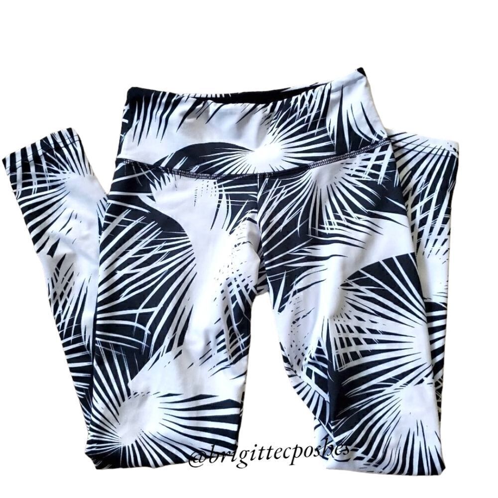 FLYWHEEL Black/White PalmTree Print Leggings